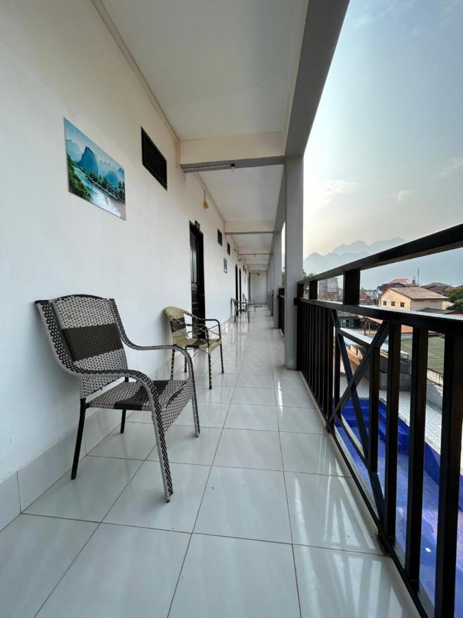 Vang Vieng Backpackers Hostel Exterior photo