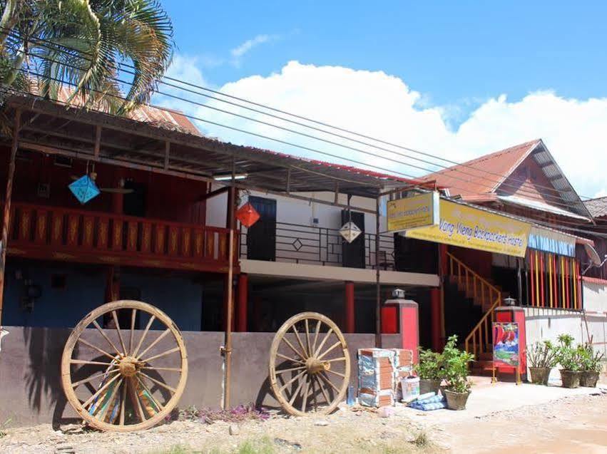 Vang Vieng Backpackers Hostel Exterior photo